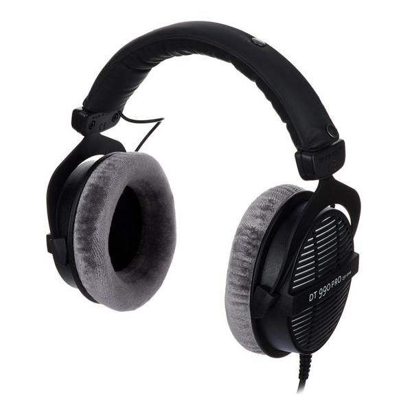 beyerdynamic dt 990 pro closed back